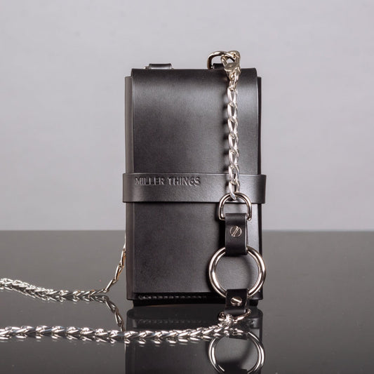 PHONE NECK POUCH WITH CHAINE